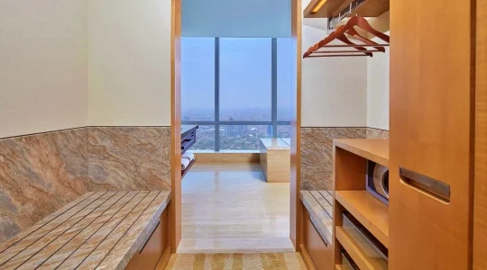 Walk-in Wardrobe